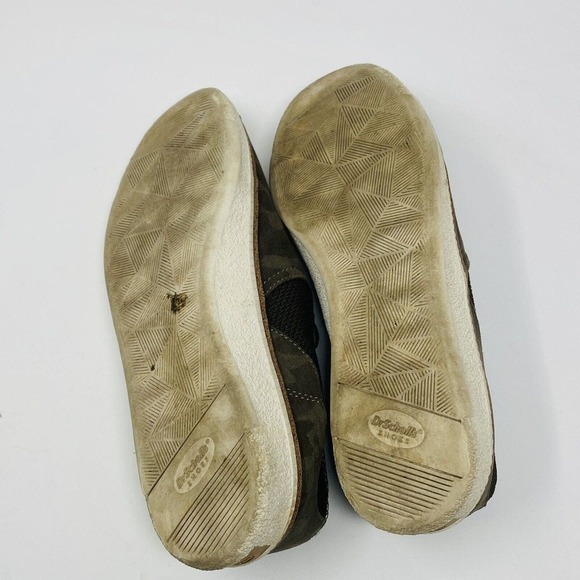 Dr. Scholl's Size 9 Seeing Stars Camo Print Slip On Sneakers Green - Picture 5 of 5